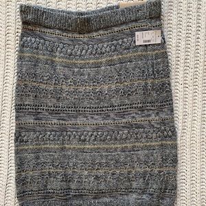 Knitted skirt